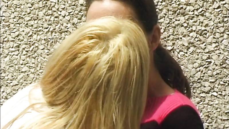 Public Piss Girls No.6